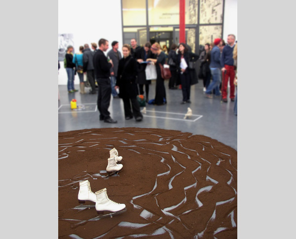 TBL Installation Temperamental Dance